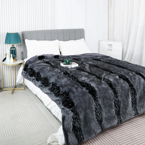 plaid rayé fausse fourrure ambiance chaleureuse