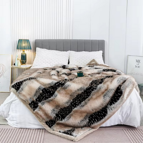 plaid rayé fausse fourrure chambre