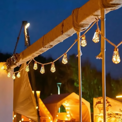 guirlande guinguette d'ambiance solaire sur une poutre