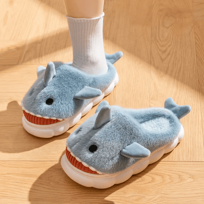 pantoufle femme confort requin bleu pâle